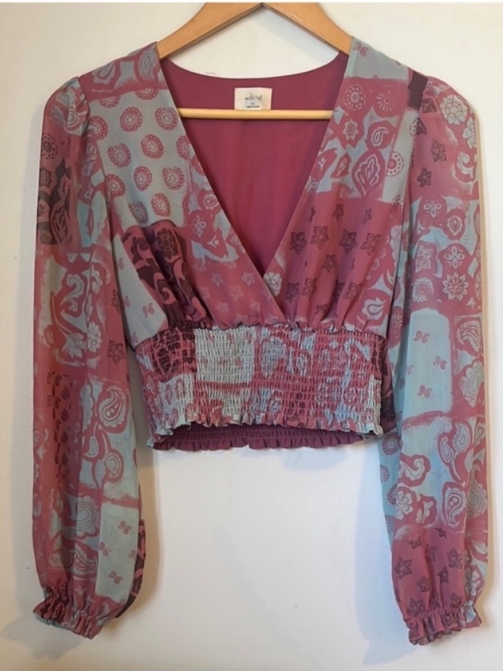 Wilfred Wistful Blouse Pink and Blue Smocked Blouse Patterned XS Aritzia